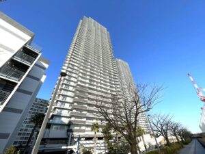【注目物件情報】W Comfort Towers WEST　32F　3LDK　17,800万円